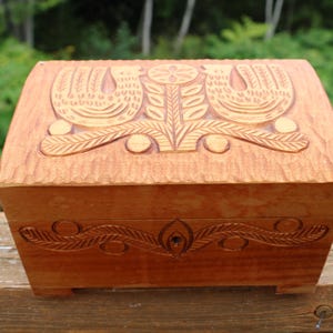 Vintage Polish Hand-Carved Wooden Box Folk Art Keepsake Storage box with a decorative design, featuring two birds and a tree