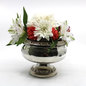 【IANTHE】ローズボウルバラ / 薔薇の花器セット　5点【シルバープレート】 Ianthe Rose Bowl - Etsy