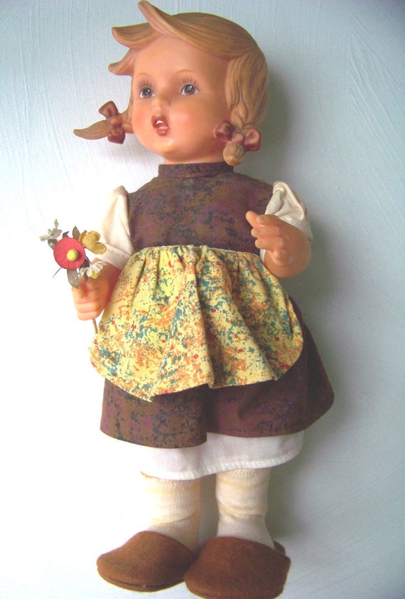 hummel girl with doll