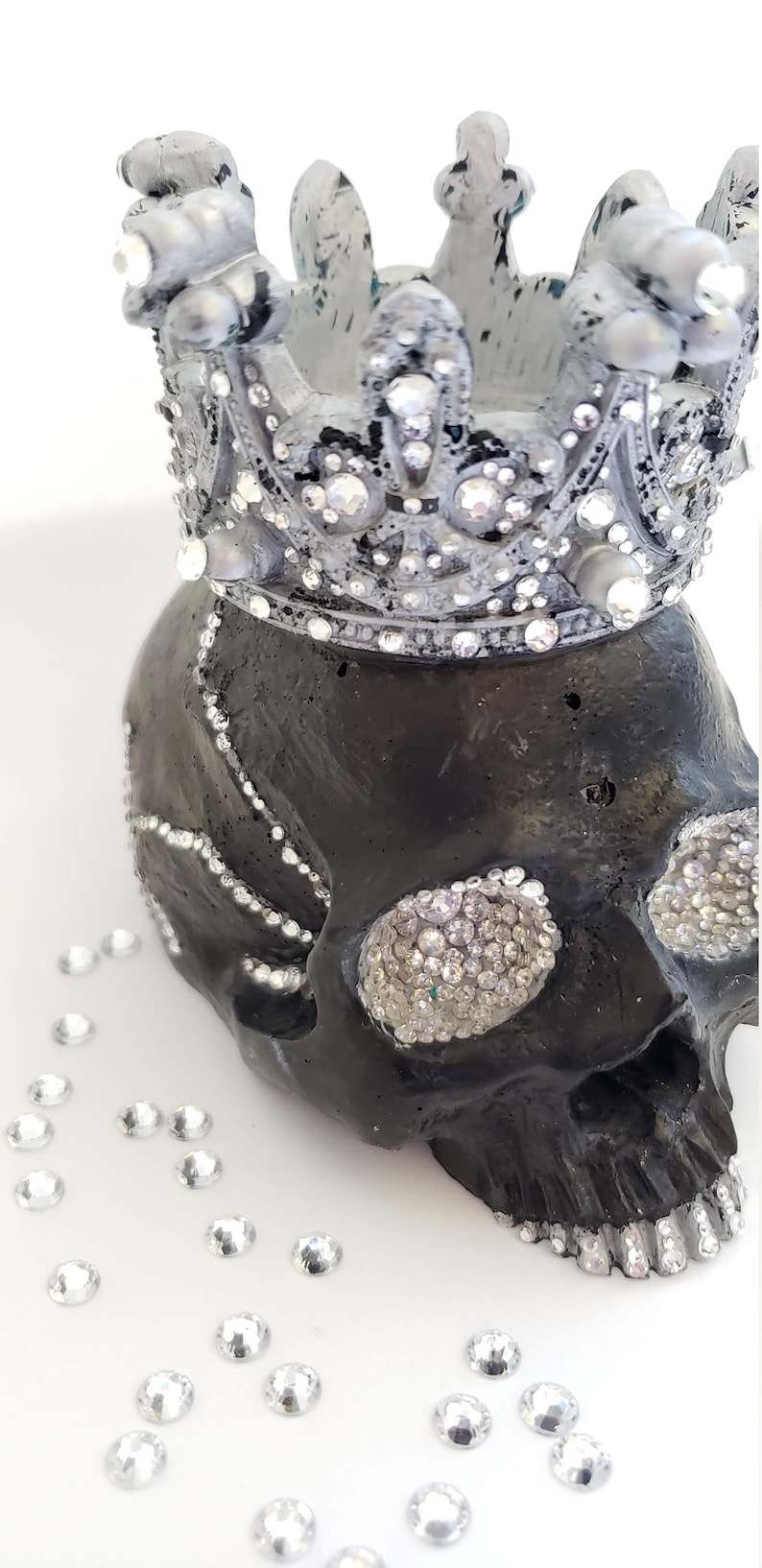 3D jewelled skull