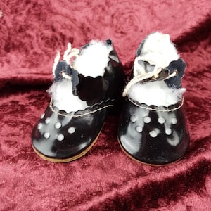 Vintage Doll shoes, 1950 German shoes, doll decoration, antique collectors, waxed cloth, Dolls shoes, 3.4&quot; / 8.6 cm long