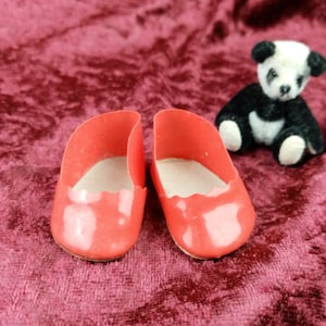 Vintage  Doll Shoes, vinyl dolls shoes made in Germany circa 1960s, Vinyl Doll Clothing, 1.75"