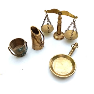 Vintage Brass dollhouse miniature  Set, brass Pan Scale and Fireside Buckets, dollhouse decoration, dollhouse Kitchenware, Solid Brass