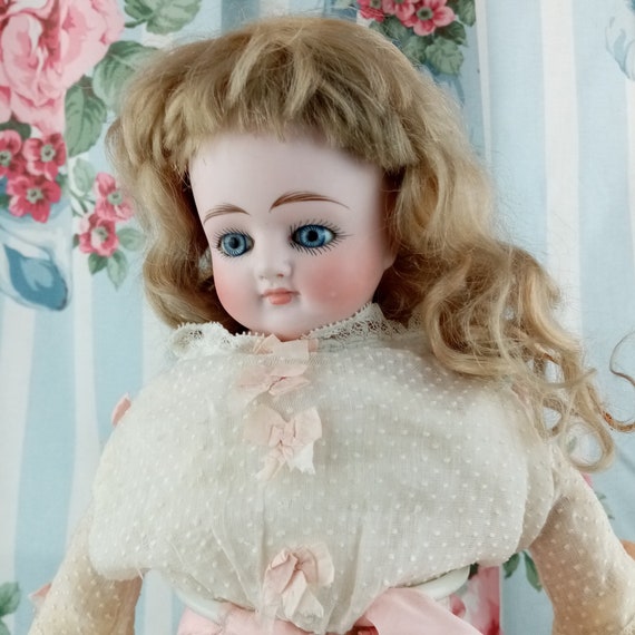 セール中アンティークビスクドール ベルトンタイプ初期のジャーマンドール