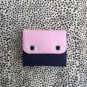 Eyebag Akkordeon Geldbörse, kleine Clutch Geldbörse, notwendige Geldbörse, Siebdruck handgefertigte Geldbörse, Rosa und Marine