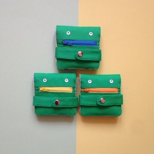 Portefeuille Hug Monster, Porte-monnaie en toile de coton, Portefeuille à deux volets sérigraphié, Fait main, Vert bouteille