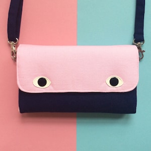 Eyebag Akkordeon Brieftasche, notwendige Brieftasche, Umhängetasche, Siebdruck handgefertigte Geldbörse, rosa Gesicht und dunkelblauer Körper