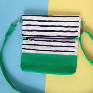 Screenprint Colour block Folding Crossbody bag Striped pattern Green image 1