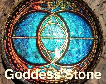 Chalice Well – Avalon – Vesica Piscis Orgonit – Dreifache Edelsteinmatrix – Holografischer Spezialeffekt – Deluxe-Handarbeit – Tesla-Kupferspule
