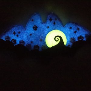 READY TO SHIP: Resin Shaker, Bezel, Nightmare Before Christmas Glow in the Dark Resin Pendant Magnet Keychain image 5