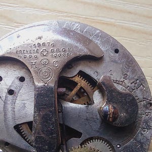 Vintage METER HC 39 mm Fickur Mekanismer Urdelar Urverk STEAMPUNK Konst bild 3