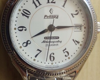 RECORD Standard Automatik Herrenarmbanduhr mit Datumsanzeige, Vintage, hergestellt in Russland