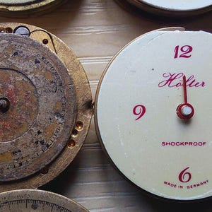 Vintage military Germany /Swiss 10 pcs round Mechanisms womans Watch Parts Movement image 2