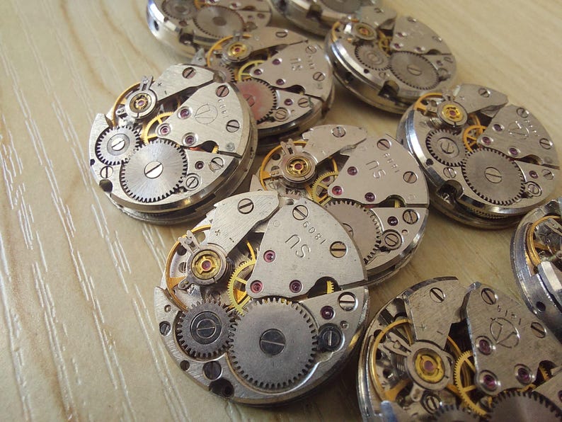 1000 peças redondas Luch 1800 Mecanismos Peças de Relógio Feminino Soviético Movimento Steampunk de 18 mm imagem 6