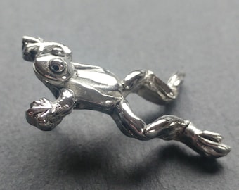 Frog brooch, frog gifts, frog jewellery, frog tie pin, frog collectors, frog collection, metal frog, Handmade in pewter by SJH Designs