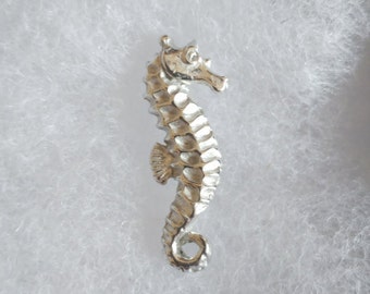 Seahorse brooch, Seahorse Jewelry, Seahorse Gifts, Lapel pin / animal pin Badge, Seahorse pin Tie Tack, Handmade in Scotland by SJH Designs