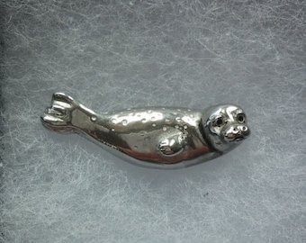 Seal Brooch, animal Lapel Pin badge, tie tack, jewellery, Made of pewter, Designed and handmade in Scotland by SJH Designs