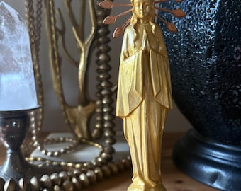 Statue: Repurposed Marian Art, starburst