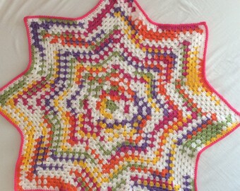 Crochet baby girl blanket, 8 point round ripple baby blanket