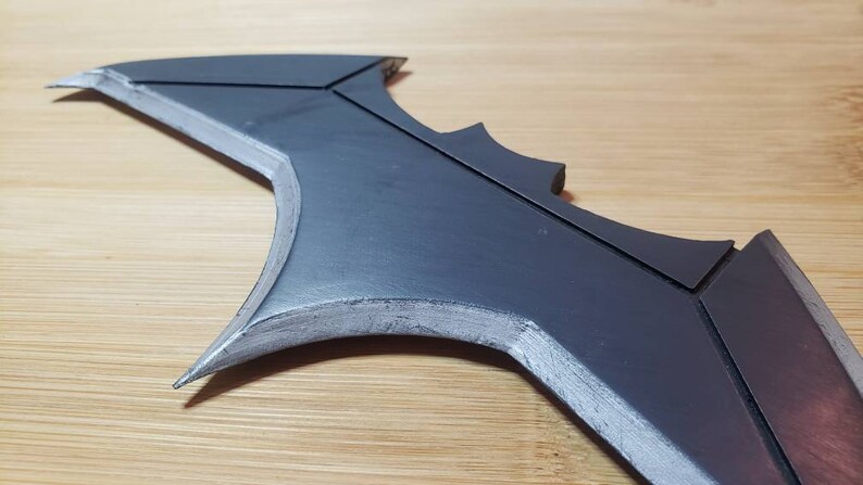 replica batarang