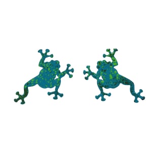 Puces d'oreilles grenouille vert foncé, Boucles d'oreilles grenouille, Boucles d'oreilles en émail, Boucles d'oreilles vertes, Boucles d'oreilles poteau grenouille, Boucles d'oreilles crapaud, Bonde de grenouille, Grenouille des bois image 1