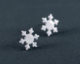 White Snowflake Stud Earrings, Enameled Stainless Steel, Winter Earrings, Snowflake Jewelry, Winter Jewelry, Snowflake Earrings, Snowflakes