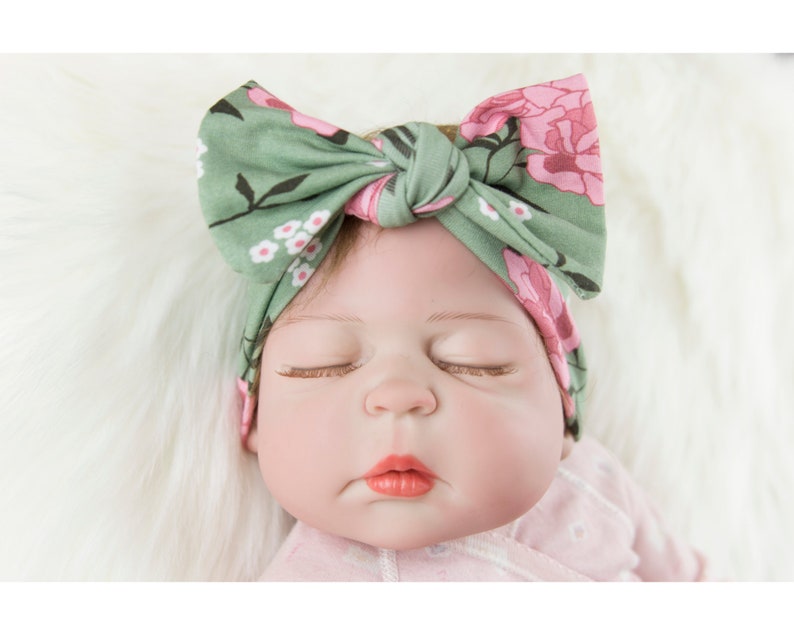 Knot wrap bow headband pdf sewing pattern for newborn, toddler, child and adult. Make trendy turban bow knit baby girl hair band super fast image 4