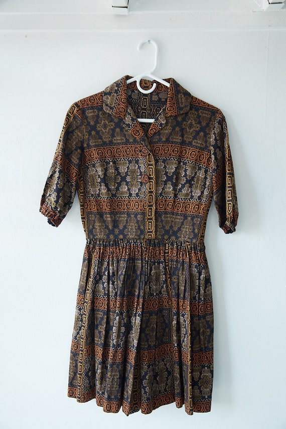 1950s Aztec Print Black & Brown Dress - image 4