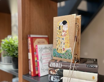 Embroidered Book Clutch Purse Gustav Klimt The Kiss Der Kuss , Book Lover Gift, Book Bag, Novelty Gift, Book Handbag