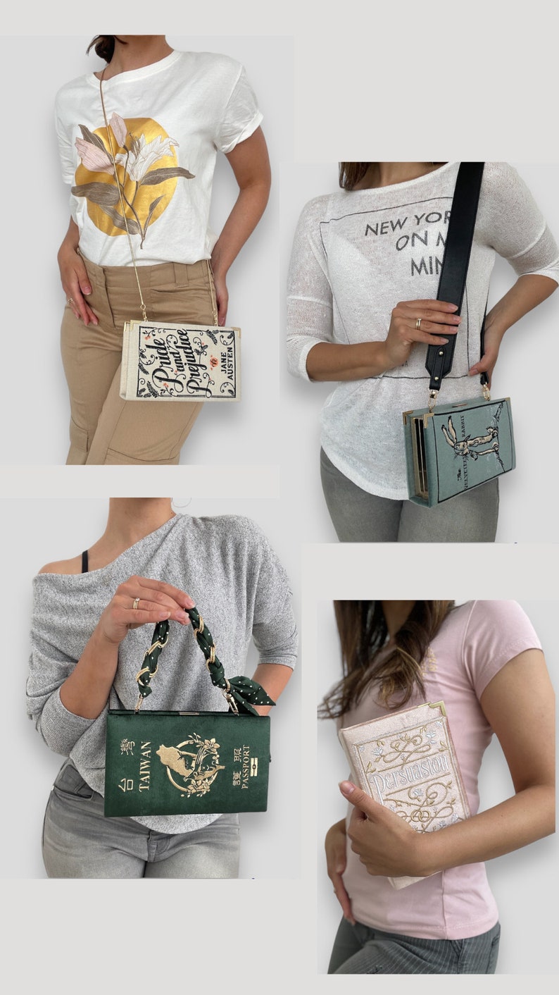 K&ouml;nnte beinhalten: Vier verschiedene buchf&ouml;rmige Handtaschen mit verschiedenen Designs. Die erste Tasche ist cremefarben mit goldenen Akzenten und tr&auml;gt den Text "Pride and Prejudice" von Jane Austen. Die zweite Tasche ist blau mit goldenen Akzenten und tr&auml;gt den Text "The Secret Garden" von Frances Hodgson Burnett. Die dritte Tasche ist gr&uuml;n mit goldenen Akzenten und tr&auml;gt den Text "TAIWAN PASSPORT". Die vierte Tasche ist cremefarben mit goldenen Akzenten und tr&auml;gt den Text "Persuasion" von Jane Austen.