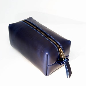 Leather Dopp Kit | Mens Toiletry Bag | Personalized Dopp kit for Men | Personalized Leather Gift