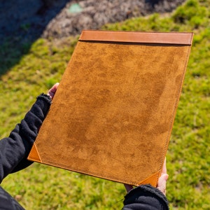 Tablero de menú de cuero, cubierta de menú grabada, carpeta de menú personalizada, menú con esquinas de cuero, cubierta de menú personalizada con logotipo, menú de restaurante
