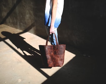 Dark Brown Leather Handbag / Large Leather Tote Bag / Student Shoulder Bag Woman / Anniversary Gift / Travel Bag for Her / Tote with Pockets