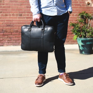 Sac à bandoulière Macbook en cuir noir / Sac pour ordinateur portable en cuir / Sac porte-documents / Porte-documents en cuir pour hommes / Sac pour ordinateur en cuir haut de gamme
