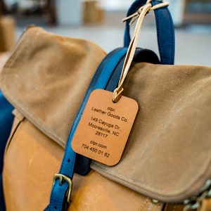 Personalized Luggage Travel Tags, Leather ID Tags for Bag, FREE personalization, Custom Wedding Favors Tag Traveler&#39;s Gift Groomsmen Gift