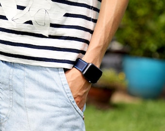 Niebieski pasek Milwaukee ze skóry licowej Apple Watch