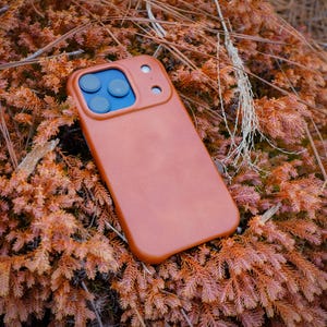 Natural Leather iPhone 17 Case image 9