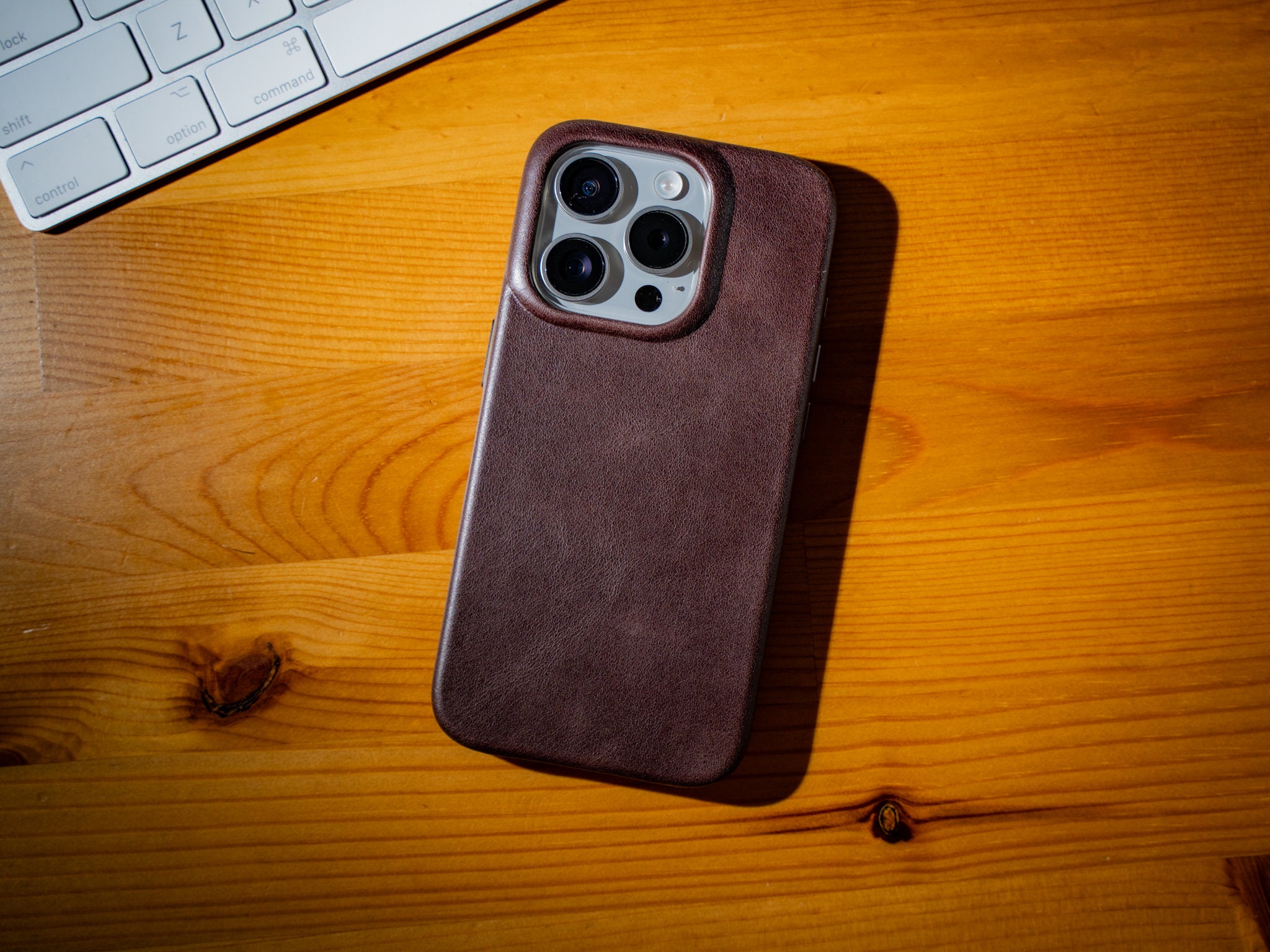 Horween iPhone case - Etsy 日本