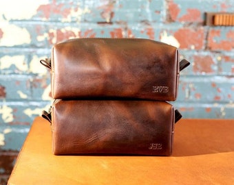 Personalized Groomsmen Gift, Leather Dopp Kit, Custom Toiletry Bag