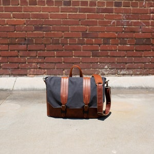 Canvas and Leater Mesenger Bag / Handle Bag / Work Bag for Man / Men&#39;s Laptop Bag / Shoulder Macbook Case