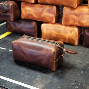 Groomsmen Gifts! Leather Dopp Kit with Initials, Personalized Toiletry Bag, Natural Leather Dopp Kit