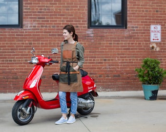 Mother's Day Gift, Personalized Gift for Mom, Grandma, Brown Apron, Waxed Canvas and Leather Apron, Work Apron