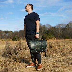 Deep Green Man Briefcase / Document Bag Made from Full-Grain Milwaukee Leather / Work Bag for Everyday Use