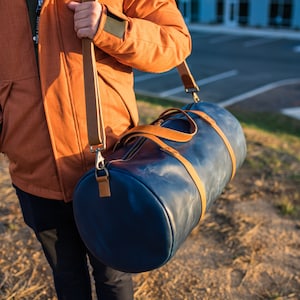 Milwaukee Brown Leather Travel Bag / Large Duffle Bag / Brown Leather Holdall Bag / Travel Large Luggage Bag Navy