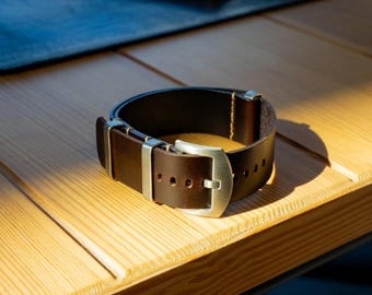 Läderarmband i ett stycke, Klassiskt brunt läderarmband, Premium läderarmband, Handgjort klockarmband, Klockarmband i vintagestil
