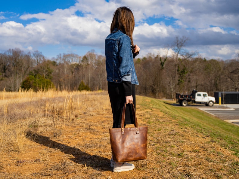 Leather Chestnut Tote Bag / Milwaukee Women Handbag / Travel Bag / Leather Purse / Tote Bag with a Handle / Elegant Lady's Bags image 2