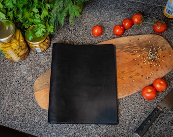 Premium card binder for 1024 Pokémon and other TCG trading cards. Various colors available.