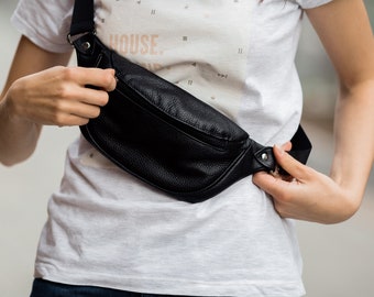 Black Leather Fanny Pack / Leather Unisex Hip Pack / Black Pouch Bag For Woman / Women Waist Bag / Travel Hip Pack for Men / Black Belt Bag