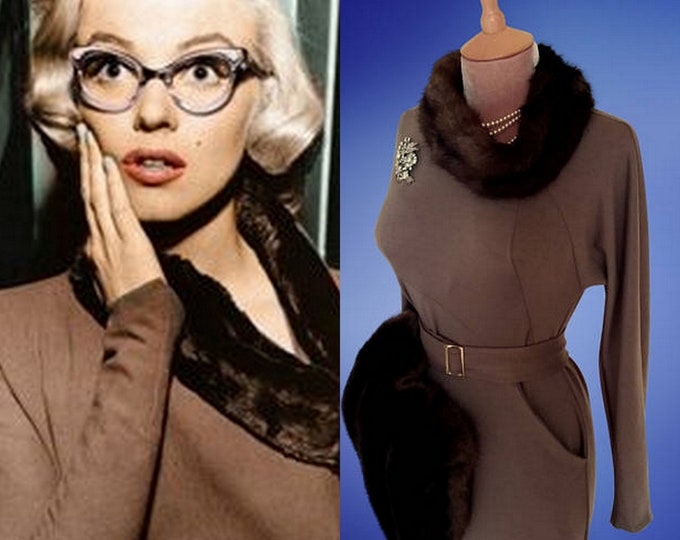 To order...Marilyn Monroe how to marry a millionaire dress and muff