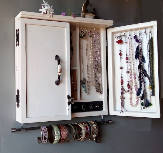 Jewelry WHITE Jewelry Wall Mounted Earring